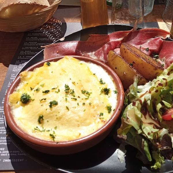 Le Restaurant - L'Escale - Restaurant Chambon sur Lac - restaurant Français CHAMBON-SUR-LAC